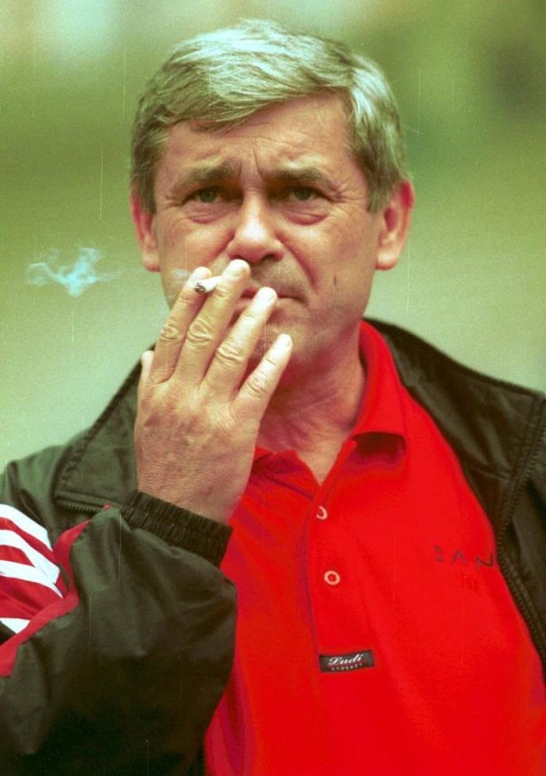 卓信宝 正好侃球丨一名体育记者的质疑：所有的问题都“没问题”？